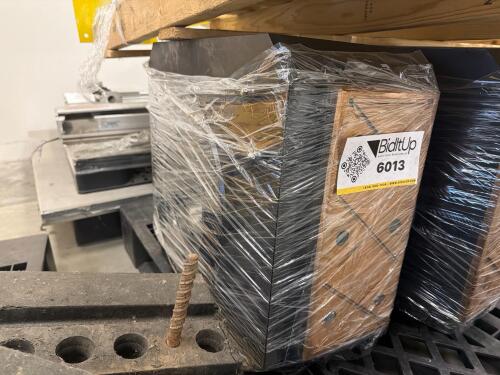 Heavy-Duty Industrial Bearing Housing Assembly with Large Roller Bearing