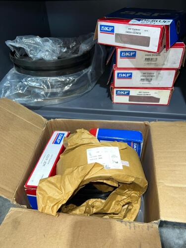 Mixed Industrial Roller Bearing Lot &ndash; Assorted Brands & Sizes (Boxed & Loose)