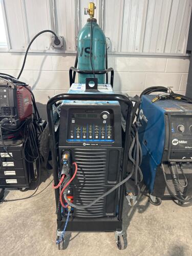 Miller Dynasty 400 Welder W/ Miller Foot Control (NO TANK)