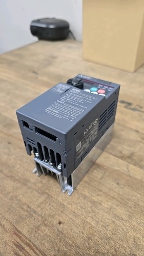 Mitsubishi Electric #FR-E720-030-NA Inverter