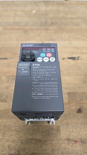 Mitsubishi Electric #FR-E720-050-NA Inverter