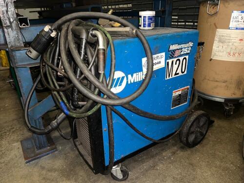 Miller Millermatic 252 MIG Welder with Gun & Cart &ndash; 250A Industrial MIG Welding Machine