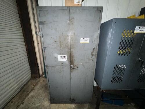 Industrial storage cabinet