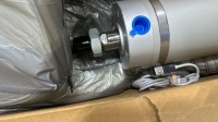 Smc Round Air Cylinder, Model: Cdg1Dn100-300-B54Ls - 2