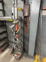 Dayton 1/2‑Ton Electric Chain Hoist - 3