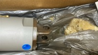 Smc Round Air Cylinder, Model: Cdg1Dn100-300-B54Ls - 3