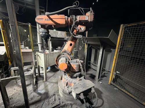 2008 ABB IRB 6620 Industrial Robot &mdash; M2004 Controller