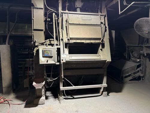 Blast Cleaning Machine