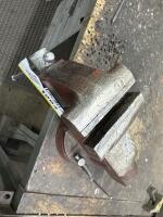 5" Colombian D-45-M4 Bench Vise - 2