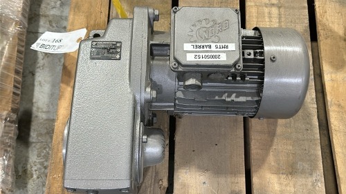 Nord Drivesystem Gear Motor, Hp: 1,50, Rpm: 1660, Type:Sk 2282Azbh-90S/4 Cus