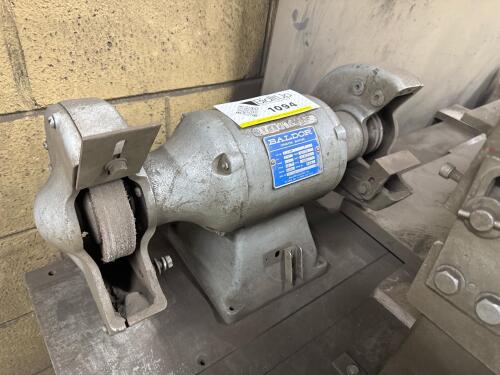 Baldor 3/4 HP Dual Ended Bench Grinder