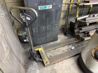 Little Mule Manual Pallet Jack