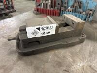 6" Kurt D60 Machine Vise