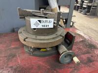 Universal Vise & Tool RT15 Rotary Table