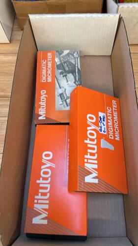 Lot of Mitutoyo Digimatic, micrometers