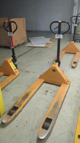 Global Industrial Pallet Jack