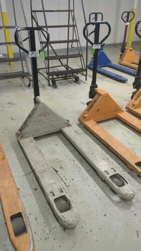 Crown PTH50 Pallet Jack