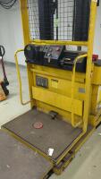 Yale OS030EAN24TE089 3000 Lb. Capacity 24V Electric Order Picker - 6