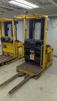 Yale OS030ECN24TE089 3000 Lb. Capacity 24V Electric Order Picker