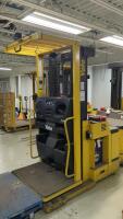 Yale OS030ECN24TE089 3000 Lb. Capacity 24V Electric Order Picker - 2