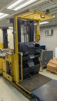 Yale OS030ECN24TE089 3000 Lb. Capacity 24V Electric Order Picker - 3