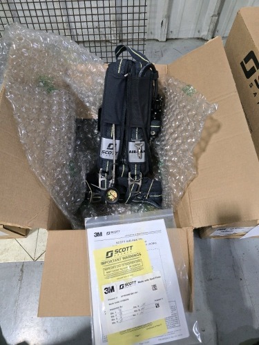 UNUSED Scott Safety Complete Air Pak Kit - Harness, Cylinder, and Face Mask