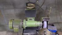 1986 Rush Machinery 250A Drill Grinder - 4