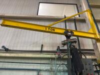 1-Ton Column Mounted Jib Crane