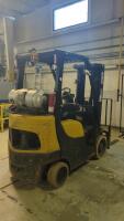 Yale GLC050VXNVSE083 4800 Lb. Capacity LP Forklift - 6