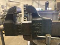 MORGAN 4" Bench Vise - 2
