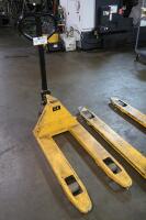 Global Industrial Pallet Jack
