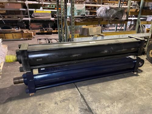 (2) Hydraulic Cylinders