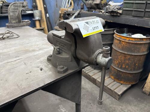 8&rdquo; Bench Vise