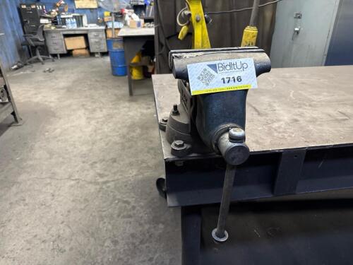 8&rdquo; Bench Vise