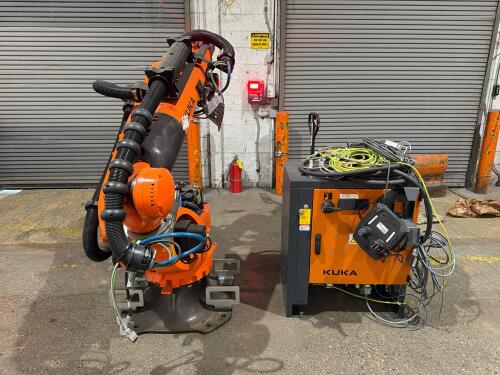 2020 KUKA KR 210 R3100 2 FLR ROBOT WITH KR C4 NA UL CONTROLLER PENDANT USED