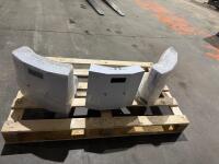 LOT OF 3 2020/2021 OMRON 12477-000 LD SERIES AMR DOCKS USED - 3