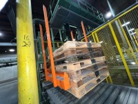 Emmeti MT 554 Automatic Bottom-Infeed Palletizing System with Spiral Conveyor & Complete Material Handling Line (1999) - 58