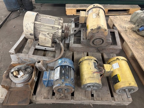 Pallet of GE Energy Saver XSDTM severe duty AC motor, & Siemens electric motor, & (2) Baldor Reliance Super-E Motors, & Baldor-Reliance Super-E electric motor (Model EM3615T)