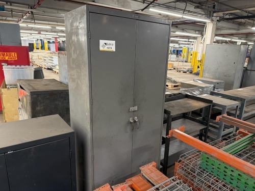 Storage cabinet