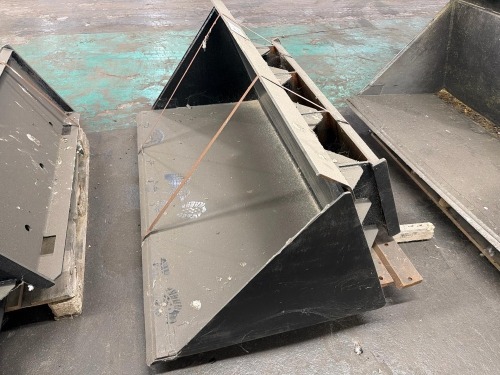 Skid steer bucket attachment