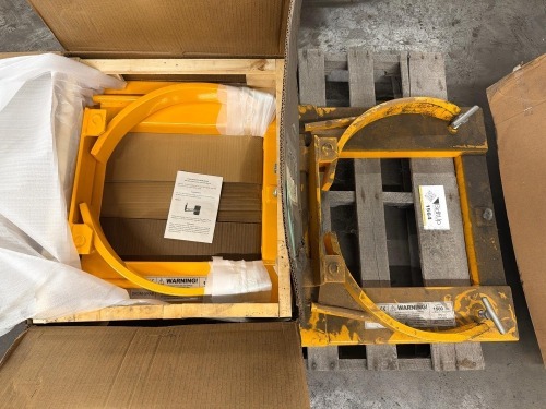 (2) Fork mounted drum gripper