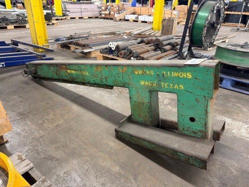 Heavy-duty outrigger beam