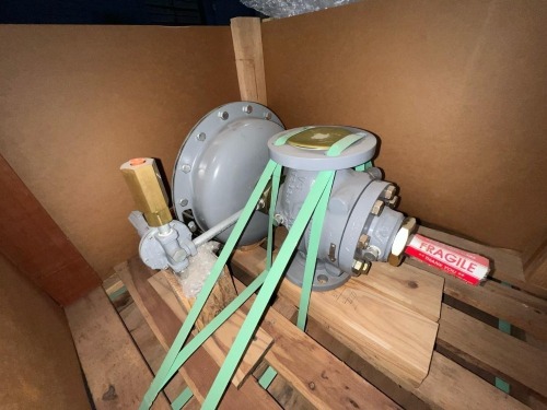 Fisher 1098-EGR / 1098H-EGR Pressure Reducing Regulator Emerson Gas Regulator (NEW in Box)