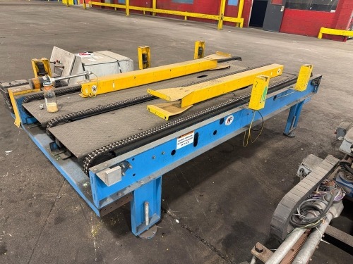 Industrial chain conveyor system