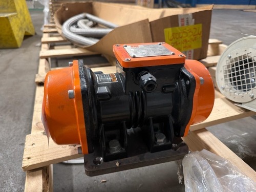 Martin Engineering MM Series Electric Vibrator