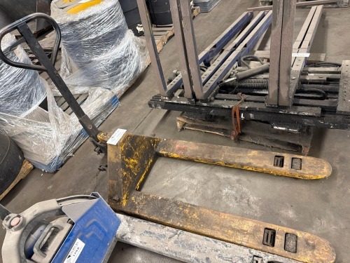 Pallet jack