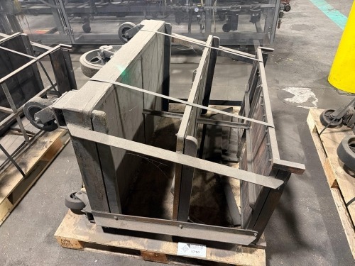 Heavy-duty industrial warehouse cart