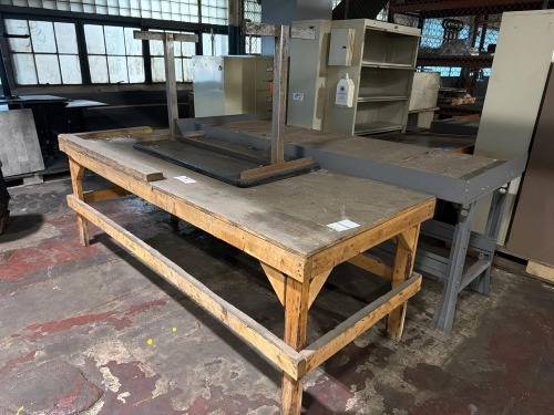 (3) work tables