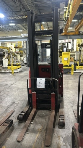 Raymond Electric Reach Forklift, Model: 750-R35Tt, Capacity: 3500 Lbs, Battery Voltage: 36V, 3.5' Forks, S/N: 750-14-Ac43756, May Need Battery Replacement