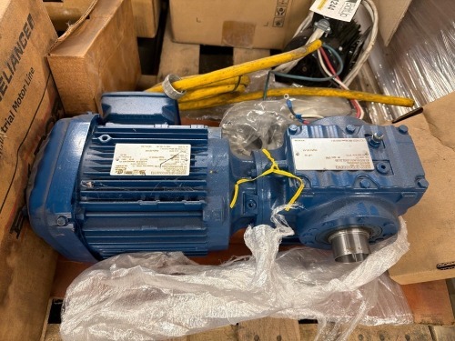 SEW-EURODRIVE AC motor